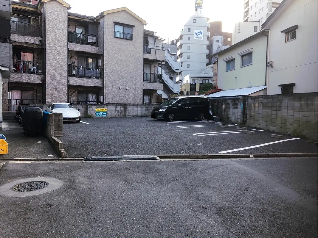 江戸川区中葛西３丁目　月極駐車場